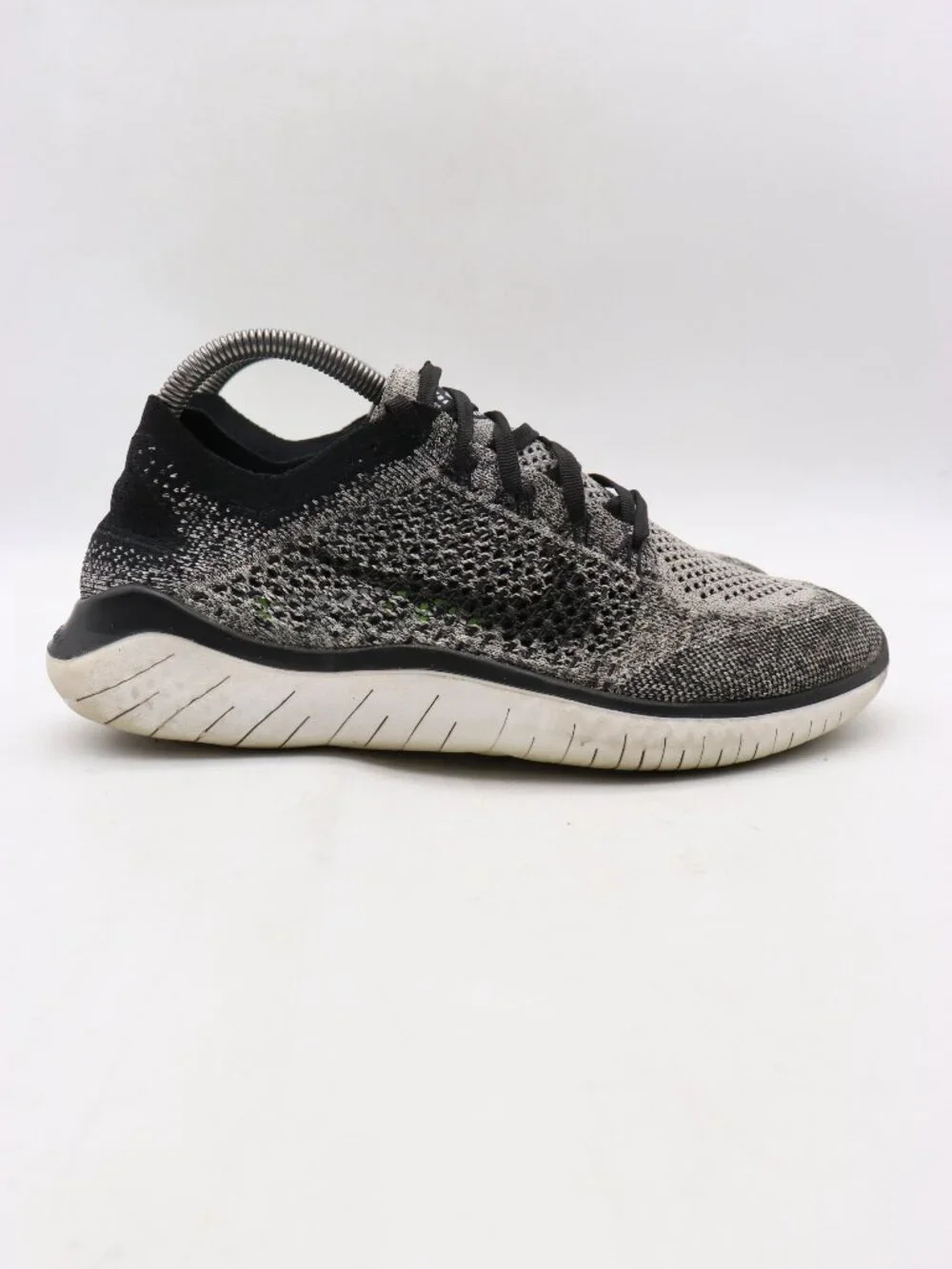 Nike Free RN Flyknit Men’s Size 8 White Black Oreo Running Shoes  942838-101